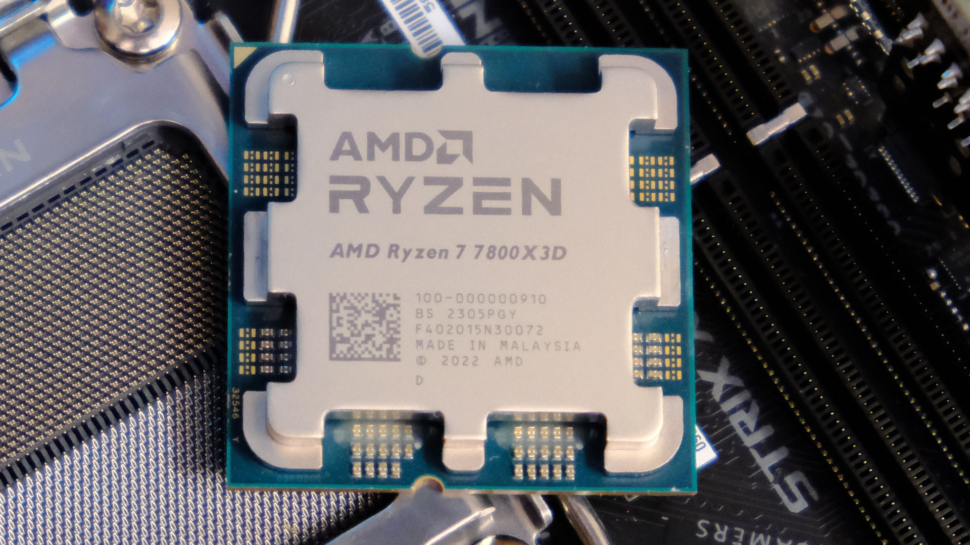 Brand new AMD ryzen 7 7800x3d